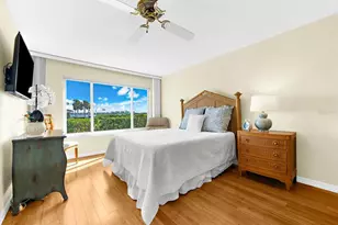 8897 Midnight Pass Rd, Sarasota, FL 34242 - Photo 15