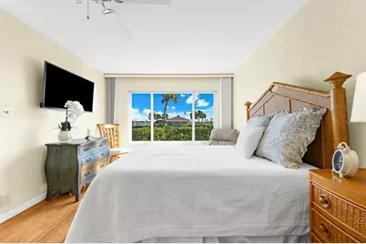 8897 Midnight Pass Road #105, Sarasota, FL 34242 - Photo 13