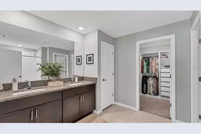 15423 Miller Creek Drive, Sun City Center, FL 33573 - Photo 17