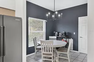 4317 Marcott Cir, Sarasota, FL 34233 - Photo 19