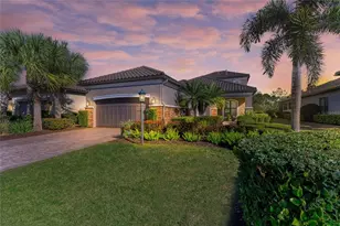 4921 Napoli Run, Lakewood Ranch, FL 34211 - Photo 3