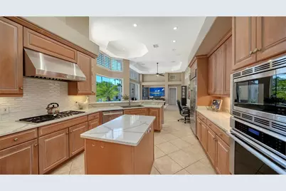 3548 Fair Oaks Lane, Longboat Key, FL 34228 - Photo 19