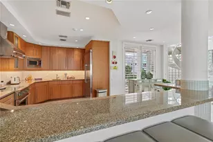 648 Beach Rd, Sarasota, FL 34242 - Photo 13