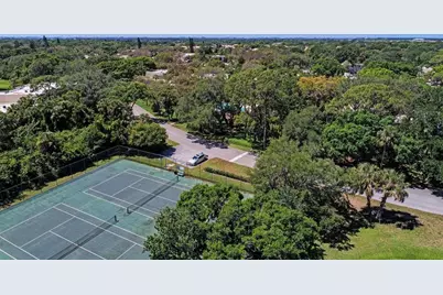 645 Woodlawn Drive, Bradenton, FL 34210 - Photo 23
