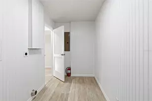 2054 Sunset Point Rd, Clearwater, FL 33765 - Photo 19