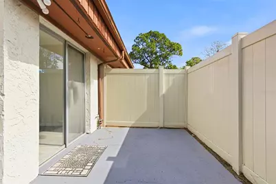 2054 Sunset Point Road #35, Clearwater, FL 33765 - Photo 11
