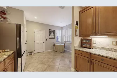 3659 Parkridge Circle #9-103, Sarasota, FL 34243 - Photo 11