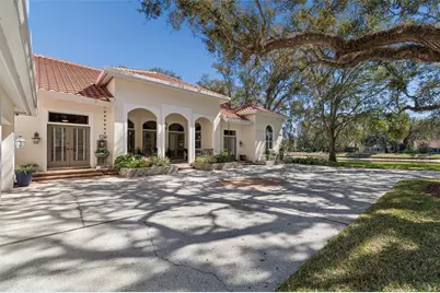 5212 Golf Links Boulevard, Zephyrhills, FL 33541 - Photo 9