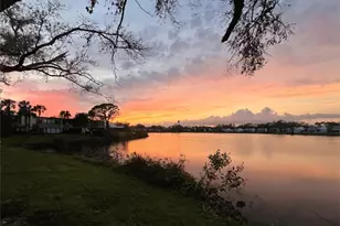 308 Timber Lake Dr, Bradenton, FL 34210 - Photo 3