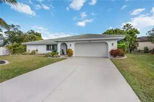 3619 Pembrook Dr, Sarasota, FL 34239 - Photo 1