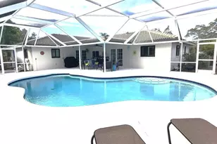 3619 Pembrook Dr, Sarasota, FL 34239 - Photo 35