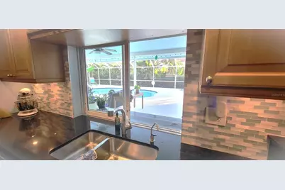 3619 Pembrook Drive, Sarasota, FL 34239 - Photo 15