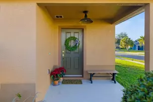 6406 2nd St E, Bradenton, FL 34203 - Photo 5