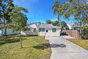 1220 S Brink Ave, Sarasota, FL 34239 - Photo 3