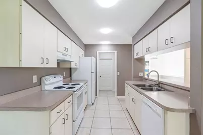 2105 Cork Oak Street, Sarasota, FL 34232 - Photo 15