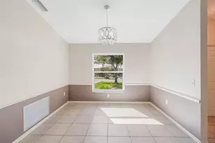 2105 Cork Oak St, Sarasota, FL 34232 - Photo 9