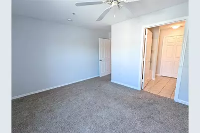 5611 Bidwell Parkway #205, Sarasota, FL 34233 - Photo 15