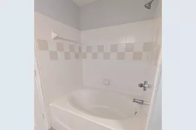 5611 Bidwell Parkway #205, Sarasota, FL 34233 - Photo 17