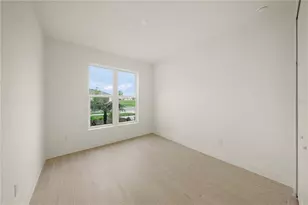 9533 Lunar Dove Dr, Sarasota, FL 34240 - Photo 17