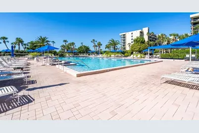 1065 Gulf Of Mexico Drive #305, Longboat Key, FL 34228 - Photo 37