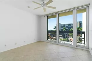 1065 Gulf Of Mexico Dr, Longboat Key, FL 34228 - Photo 31