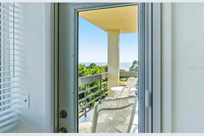 1065 Gulf Of Mexico Drive #305, Longboat Key, FL 34228 - Photo 23