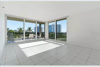 1065 Gulf Of Mexico Drive #305, Longboat Key, FL 34228 - Photo 17