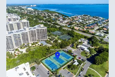 1065 Gulf Of Mexico Drive #305, Longboat Key, FL 34228 - Photo 43