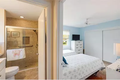 2717 Riverbluff Place #V49, Sarasota, FL 34231 - Photo 5