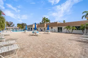 2717 Riverbluff Pl, Sarasota, FL 34231 - Photo 27