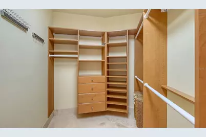 464 Golden Gate Point #702, Sarasota, FL 34236 - Photo 27