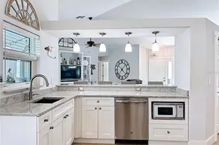 4560 29th Ave Cir E, Palmetto, FL 34221 - Photo 7