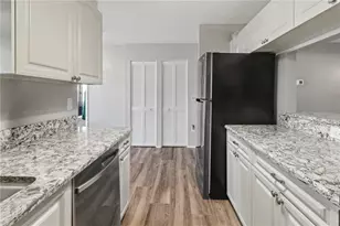 2824 72nd St Ct W, Bradenton, FL 34209 - Photo 15