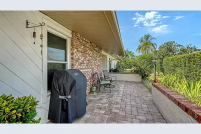 4777 Ringwood Meadow, Sarasota, FL 34235 - Photo 7