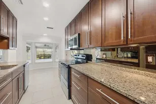 7339 Bounty Dr, Sarasota, FL 34231 - Photo 19