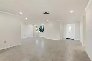 7339 Bounty Dr, Sarasota, FL 34231 - Photo 11