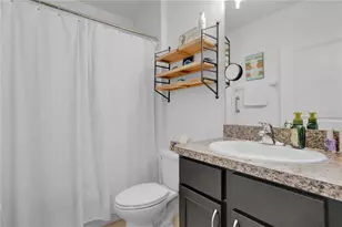 15823 High Bell Pl, Bradenton, FL 34212 - Photo 13