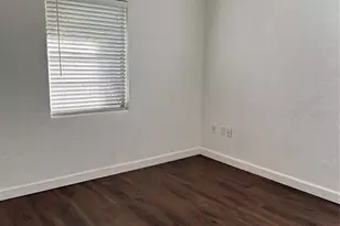 4607 7th Ave W, Bradenton, FL 34209 - Photo 9