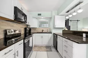 5955 Midnight Pass Rd, Sarasota, FL 34242 - Photo 17