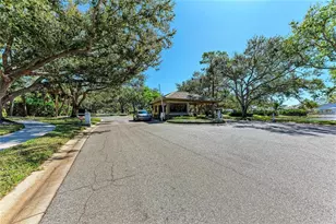 8383 Cypress Hollow Dr, Sarasota, FL 34238 - Photo 55