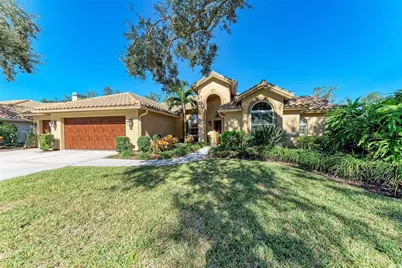 8383 Cypress Hollow Drive, Sarasota, FL 34238 - Photo 3
