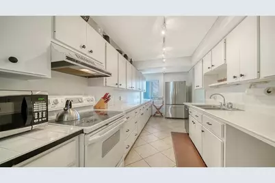 19 Whispering Sands Drive #204, Sarasota, FL 34242 - Photo 25