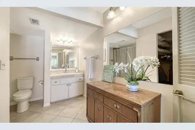 19 Whispering Sands Drive #204, Sarasota, FL 34242 - Photo 31