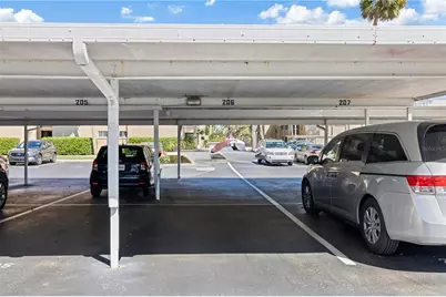 1540 Glen Oaks Drive E #B326, Sarasota, FL 34232 - Photo 13