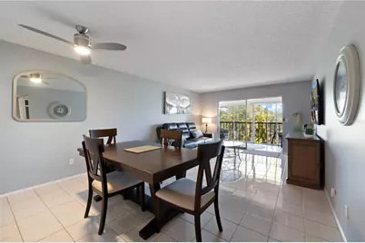 1540 Glen Oaks Drive E #B326, Sarasota, FL 34232 - Photo 9