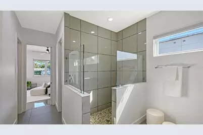 2215 Datura Street, Sarasota, FL 34239 - Photo 45