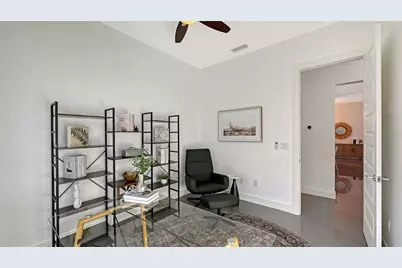 2215 Datura Street, Sarasota, FL 34239 - Photo 47