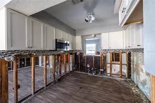 340 84th Ave, Saint Pete Beach, FL 33706 - Photo 17