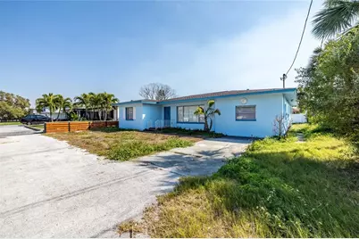 340 84th Avenue, Saint Pete Beach, FL 33706 - Photo 3