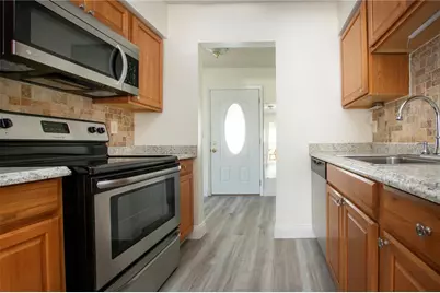 3807 Joyce Drive, Bradenton, FL 34208 - Photo 13